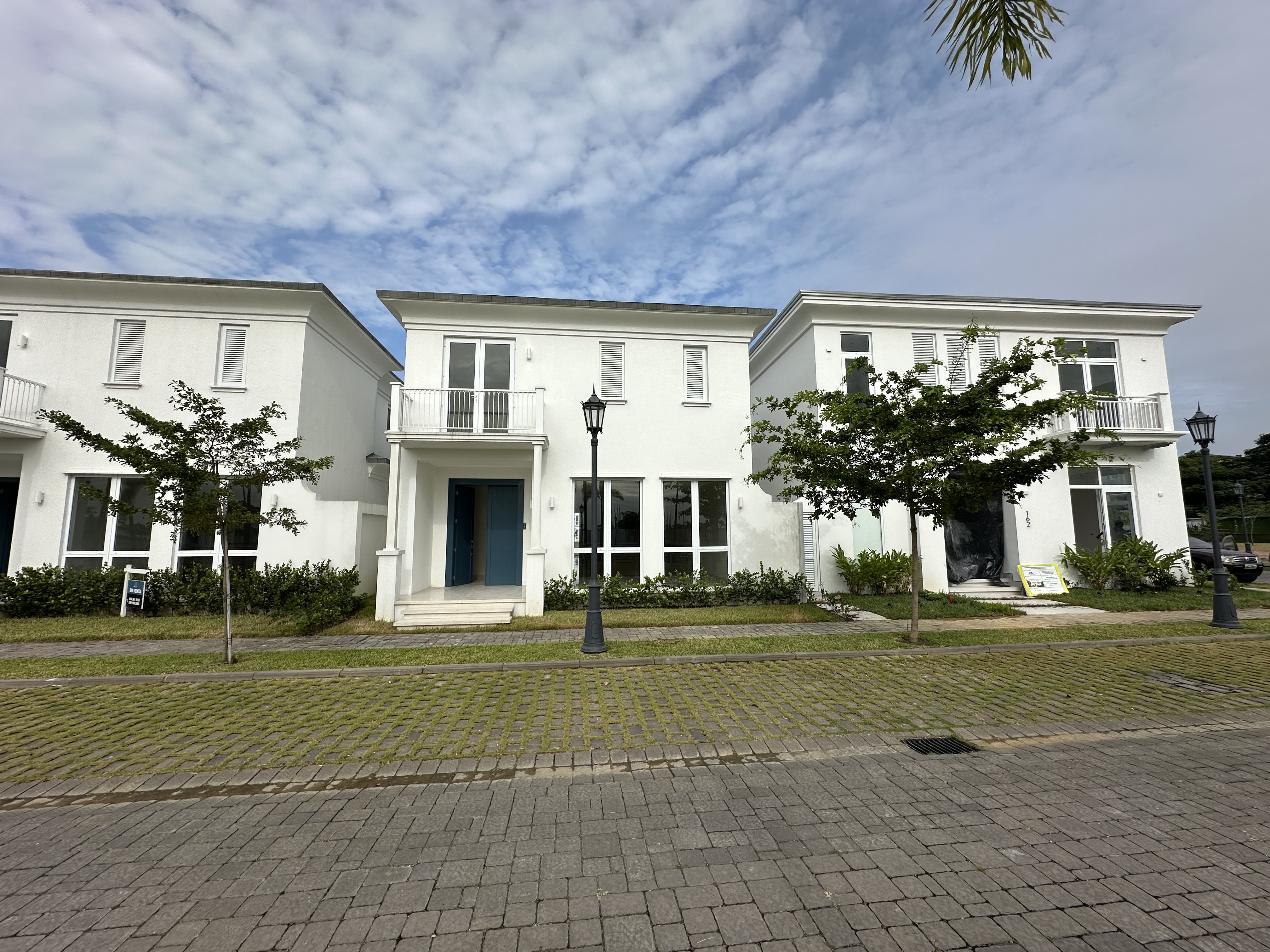 img-property