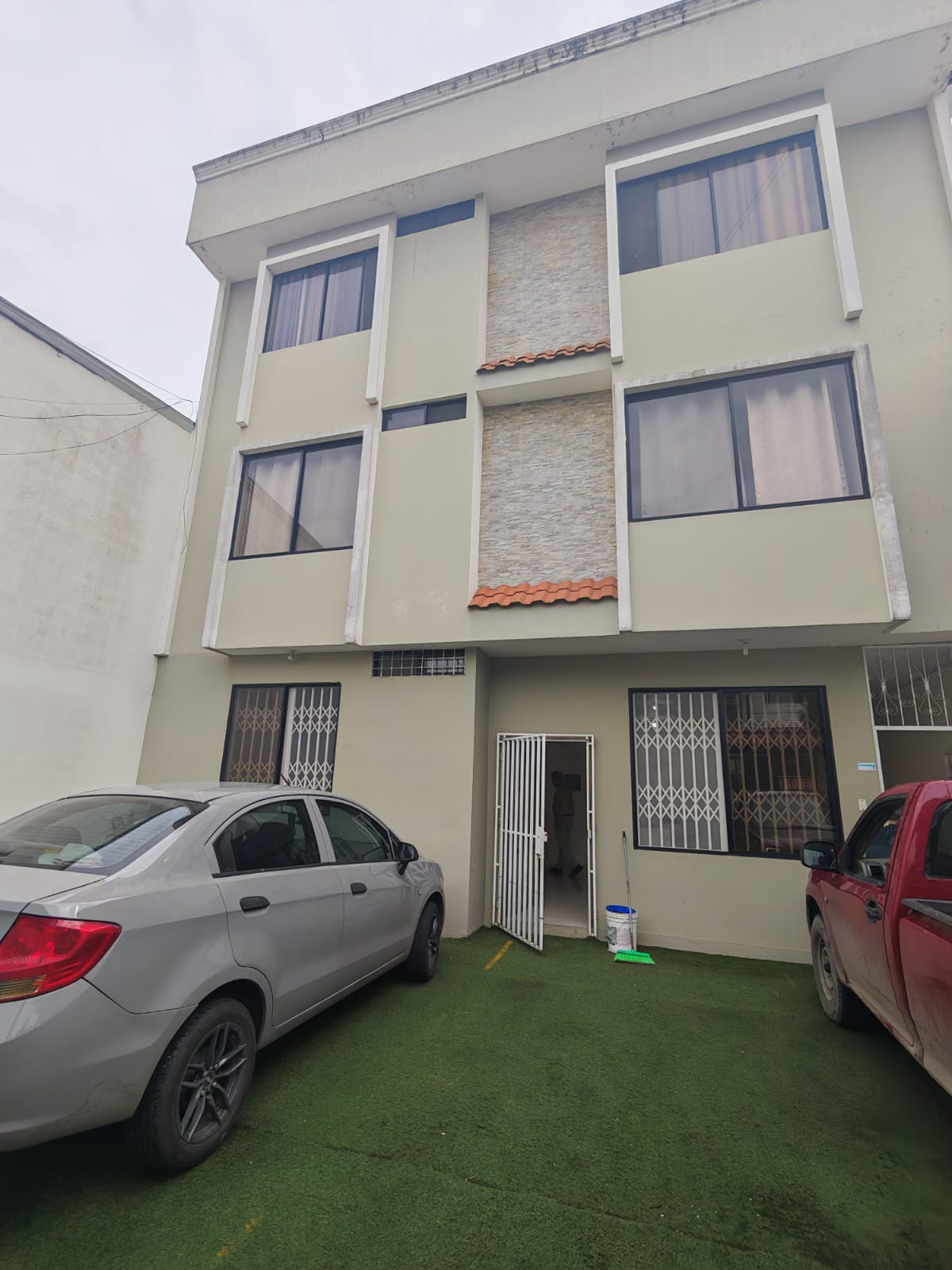 img-property